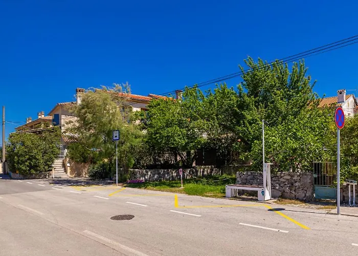 Appartamento Waterfront By The Sea