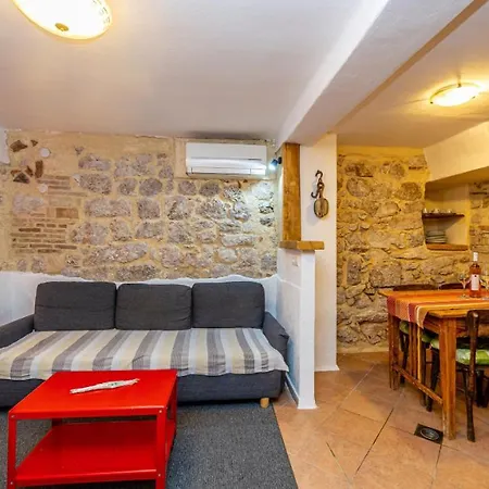 Waterfront By The Sea *