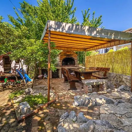 Waterfront By The Sea アパート