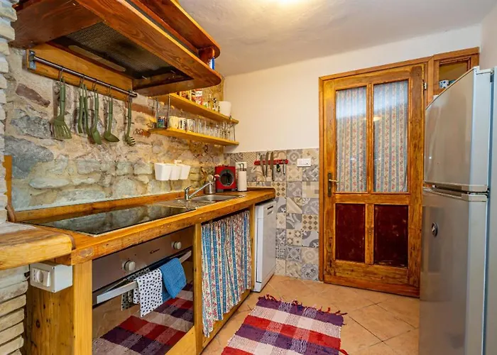 Waterfront By The Sea Klimno